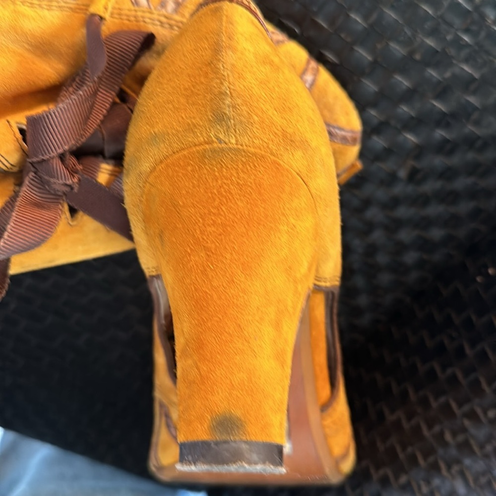 Miss L Fire vintage inspired mustard & brown suedes shoes size 41 - Picture 12 of 16